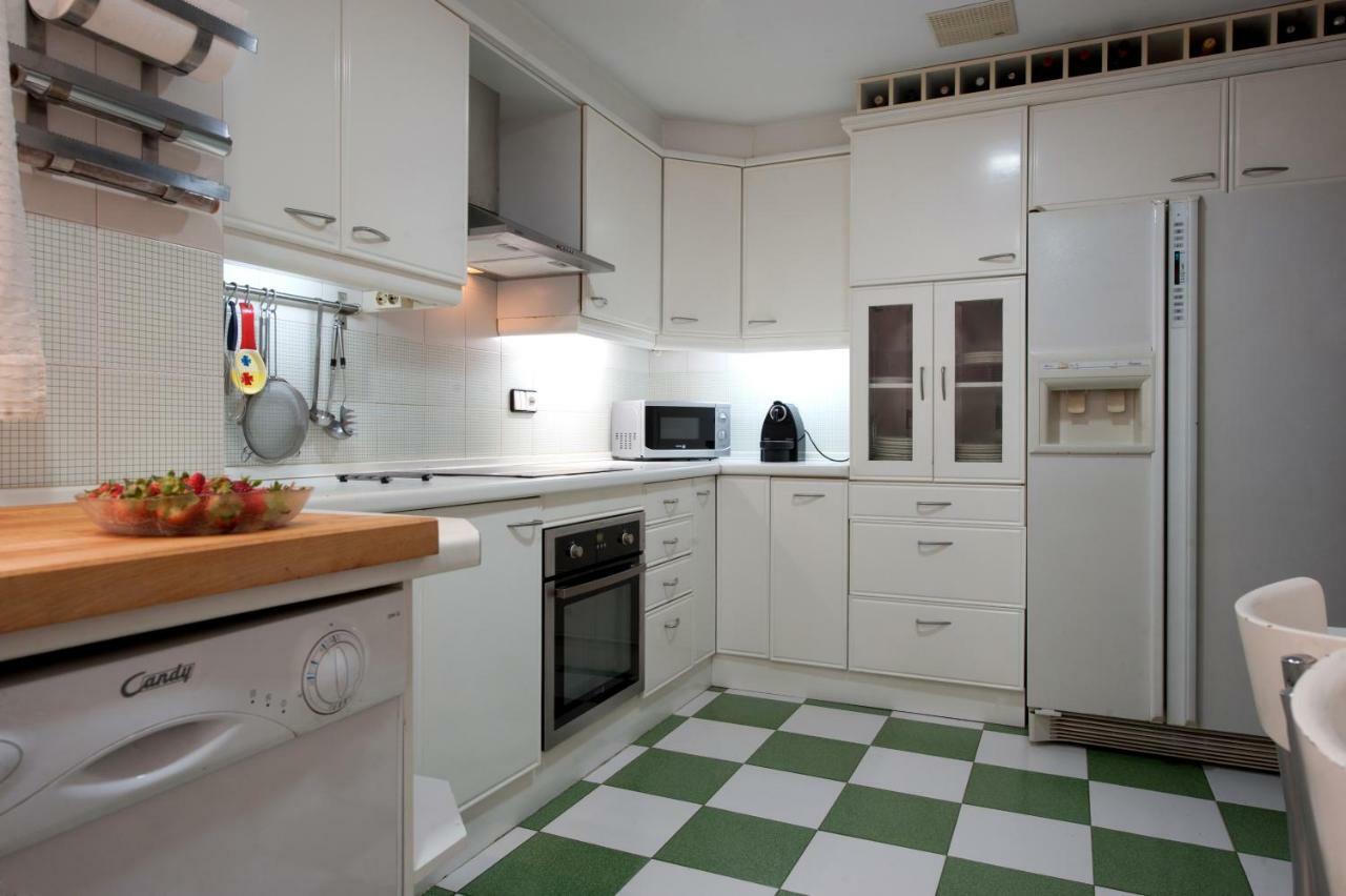 Apartamento En Primera Linea De Mar Алтеа Екстериор снимка